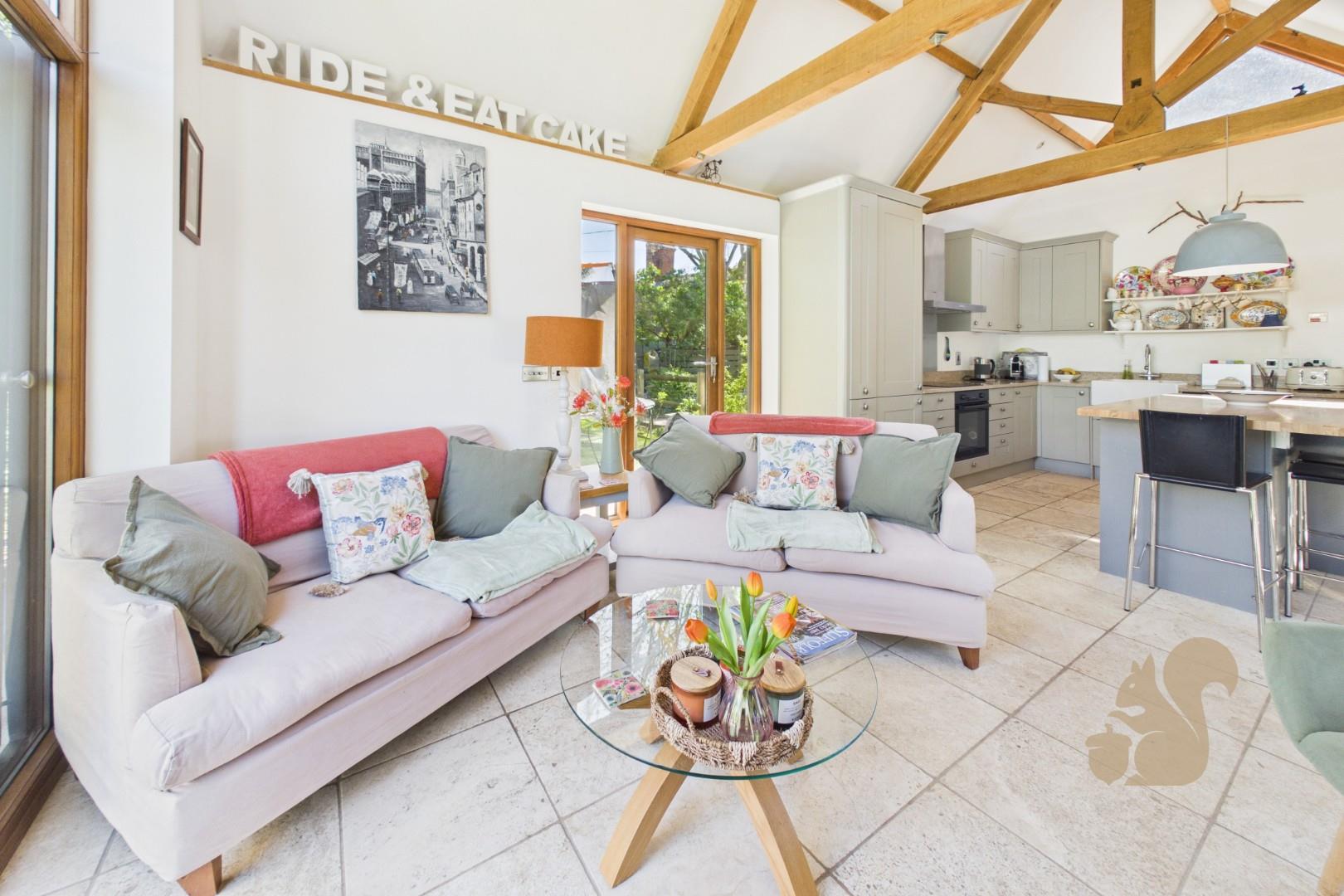 Kitchen/Breakfast Room